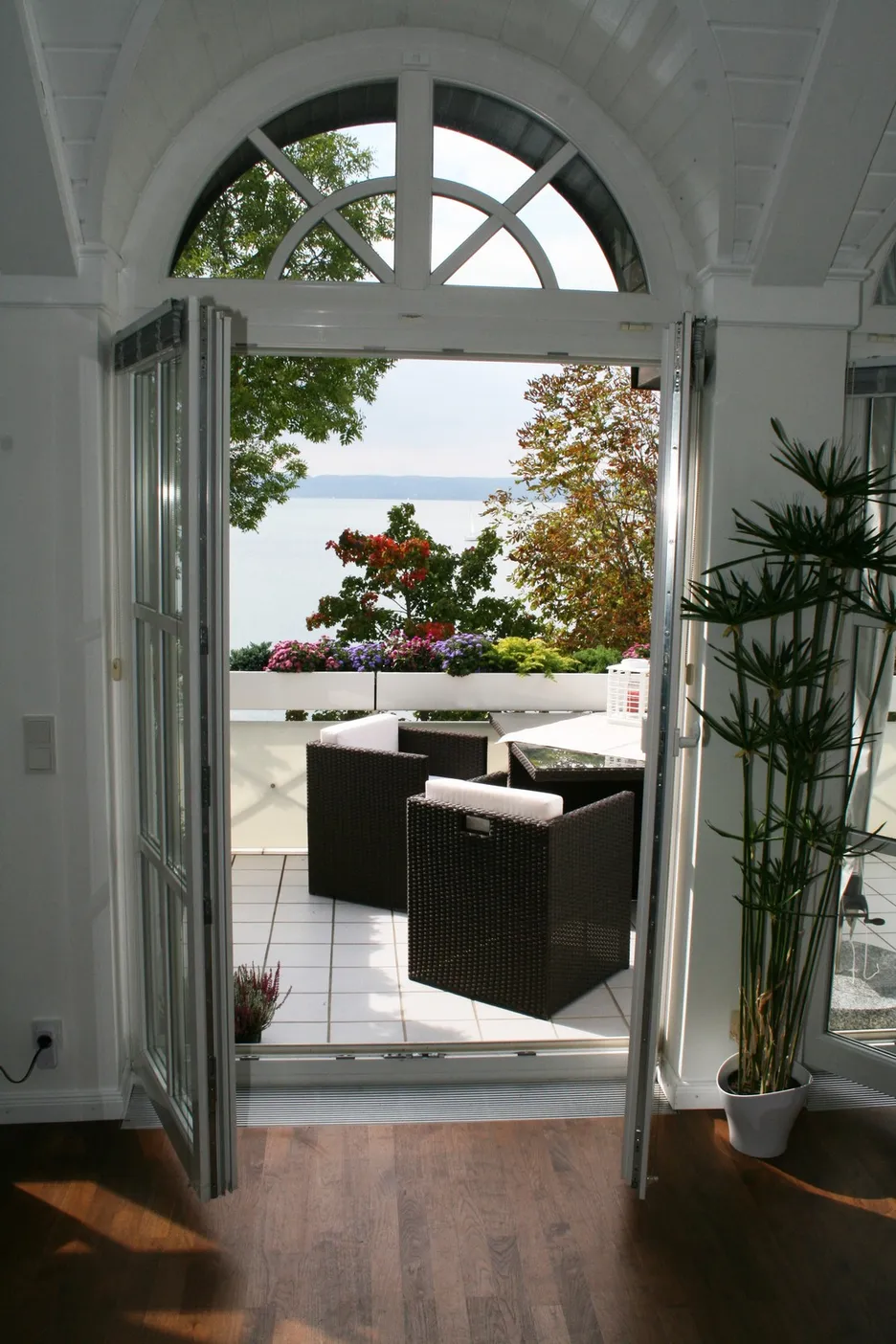 Balkon mit Seeblick